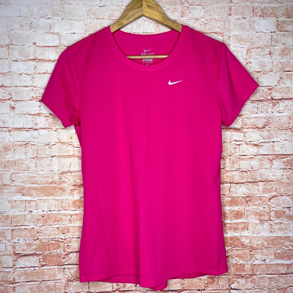 Nike Women's Bright Pink Short Sleeve Tee